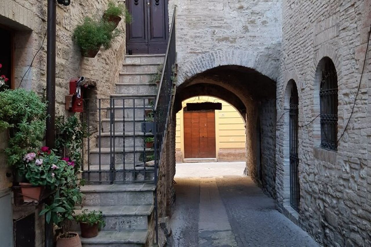 Umbria fuori dai sentieri battuti. Rasiglia, Trevi, Bevagna e Collepino — 9