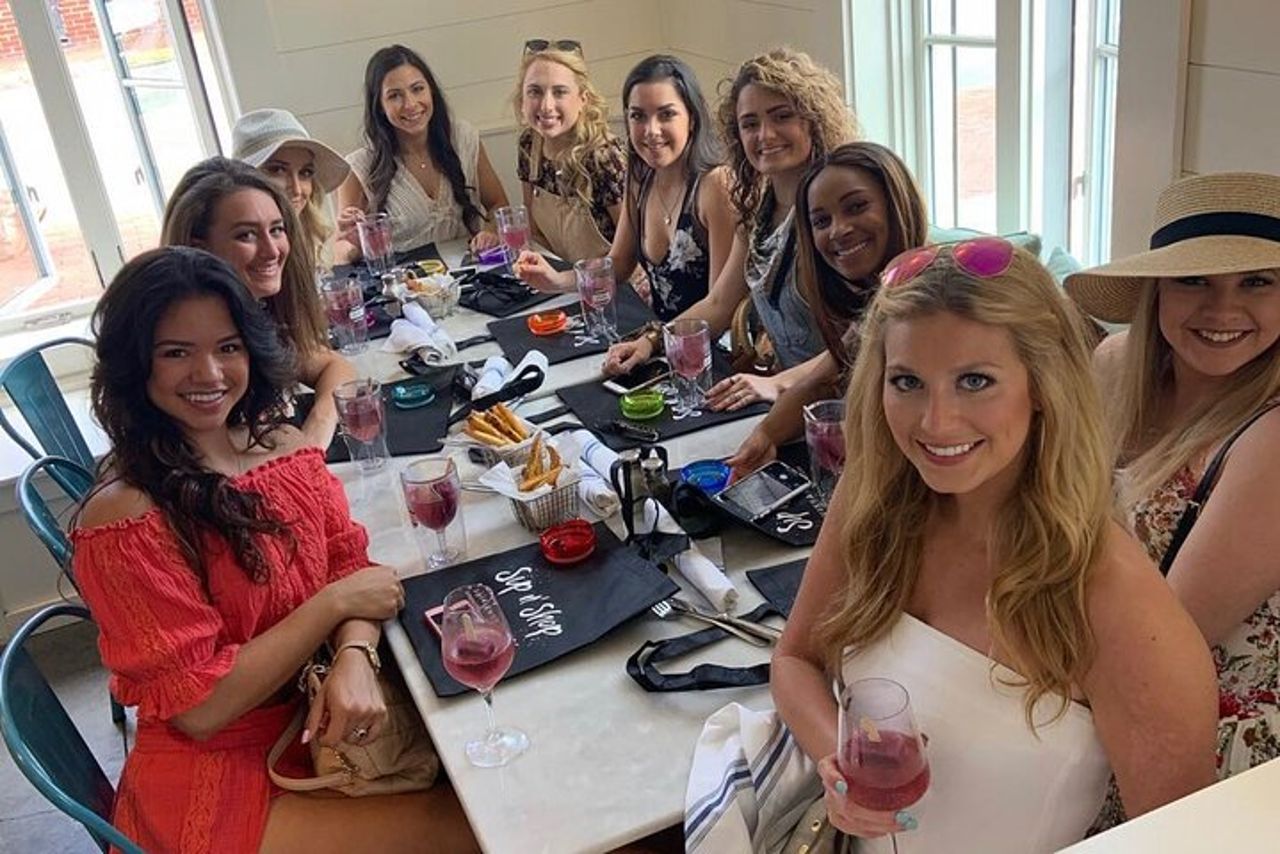 Sip n Shop Savannah Tour — 8