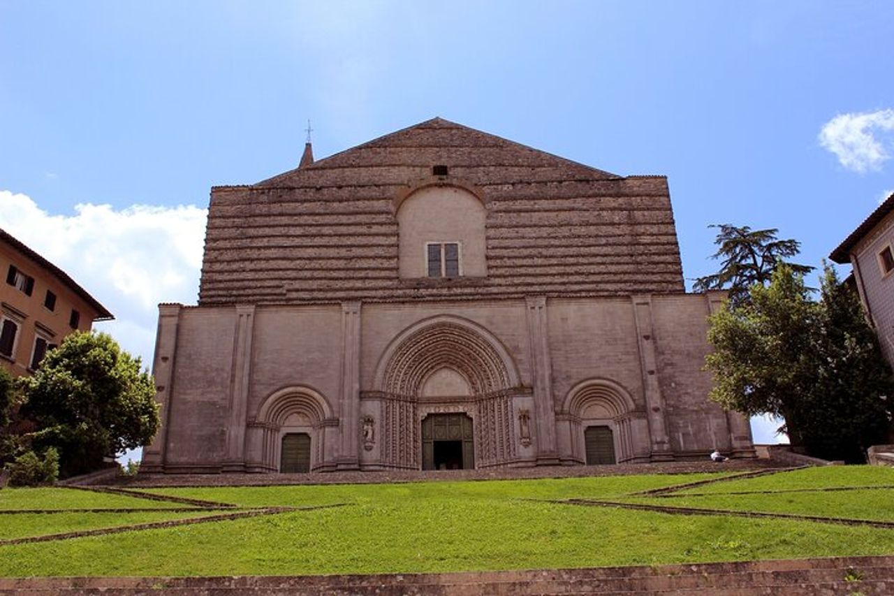 Tour privato di Todi con guida locale — 4