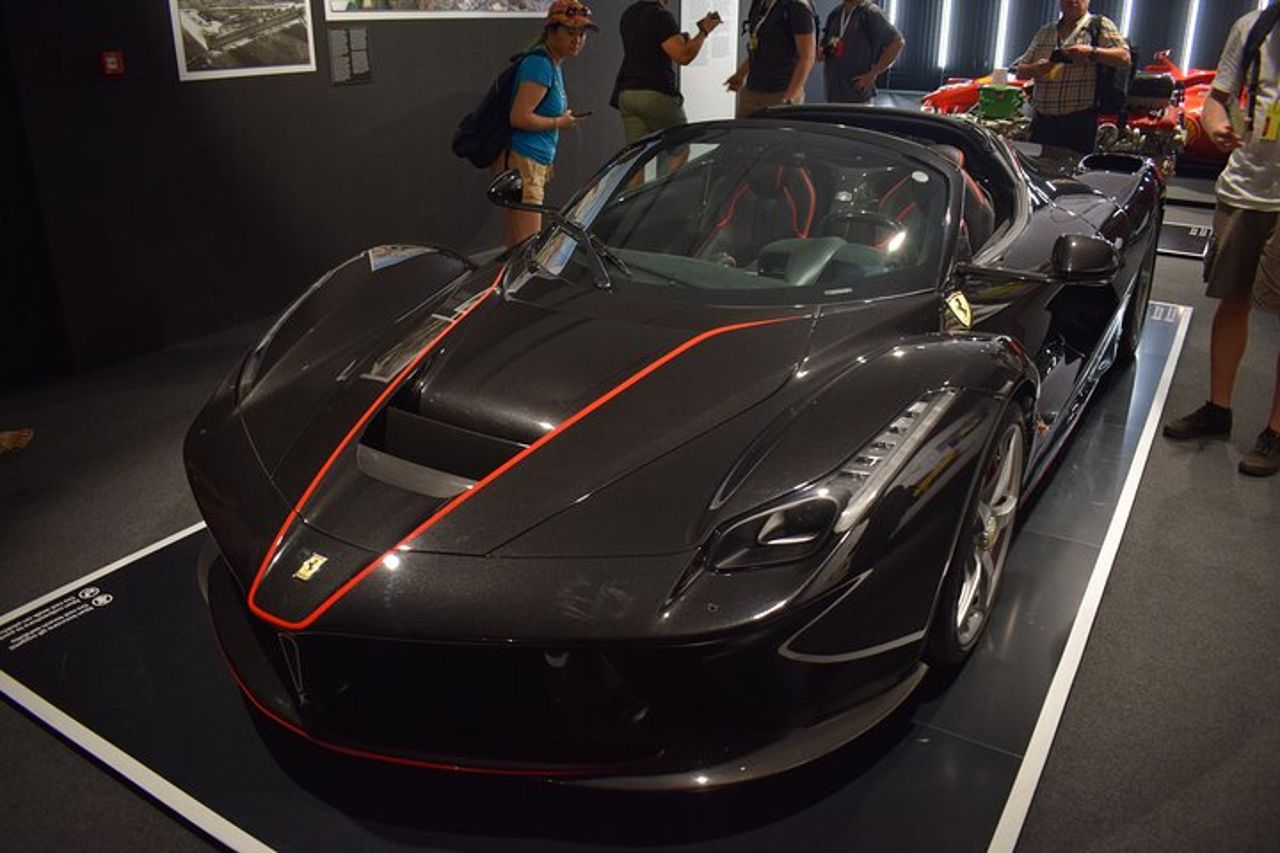 Cars&Food: Lambo, Ferrari, Parmigiano, Balsamico, PrivateTransport — 4