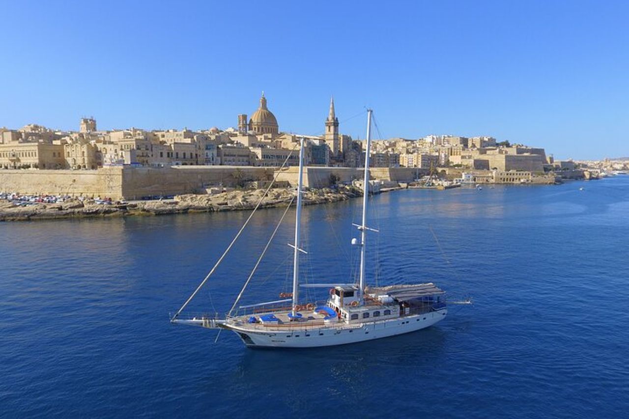 Hera Round Malta e Comino Laguna Blu — 7