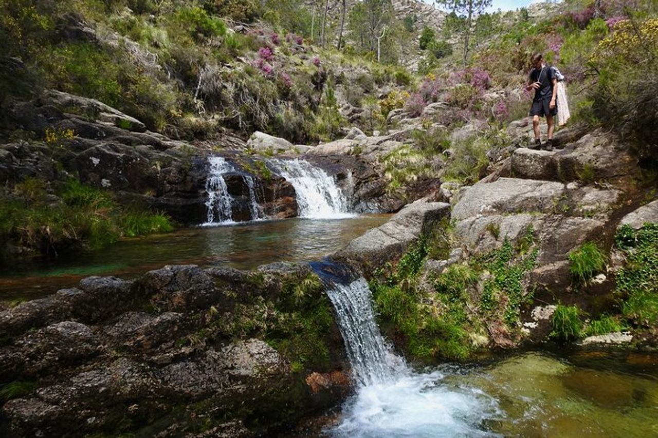 Tour privato delle cascate naturali e delle lagune di Gerês — 2