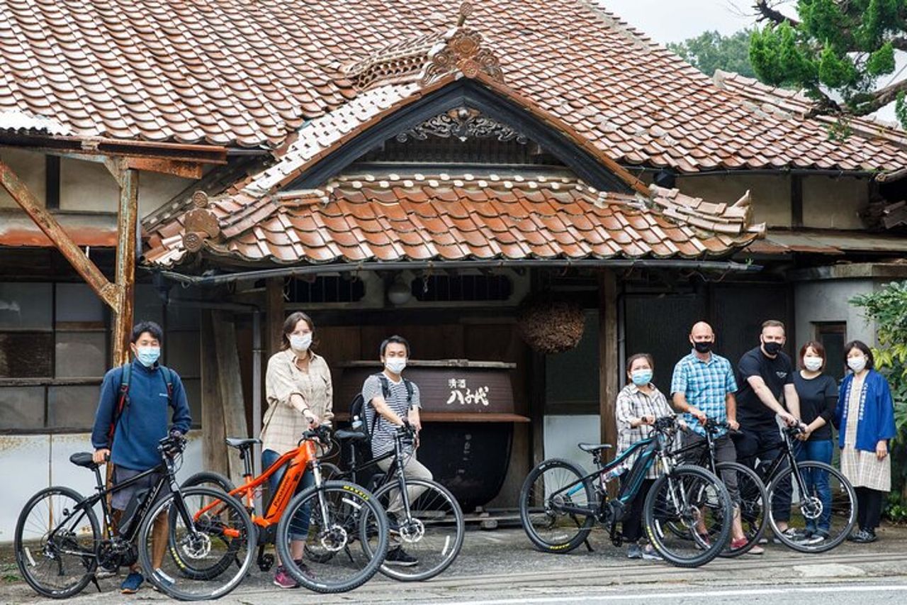 Tour guidato in bicicletta ad Hagi con visita al birrificio Sake — 2