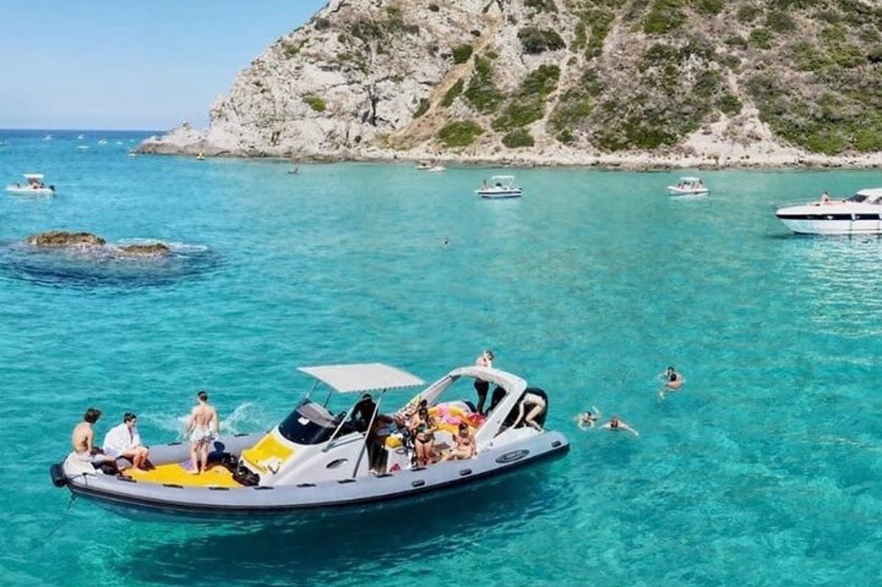 Tour in barca di Tropea e Capo Vaticano con snorkeling. Fino a 12 Ospiti — 5