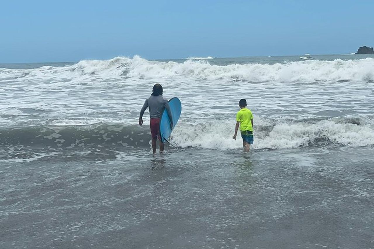 Lezione di surf privata+ a Manuel Antonio Beach — 7