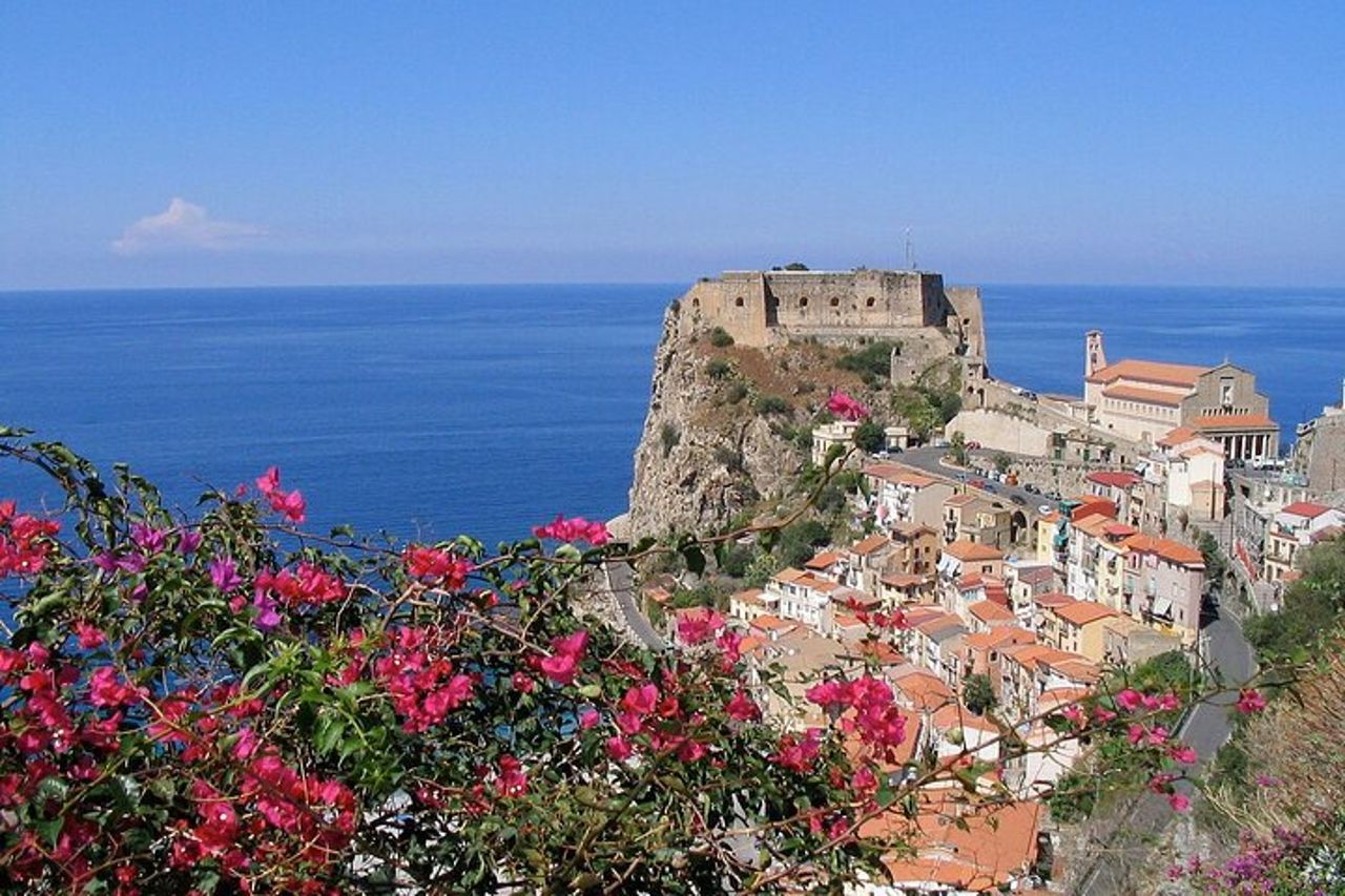 Tour Privato Guidato della Scilla e Reggio Calabria con Pranzo — 3