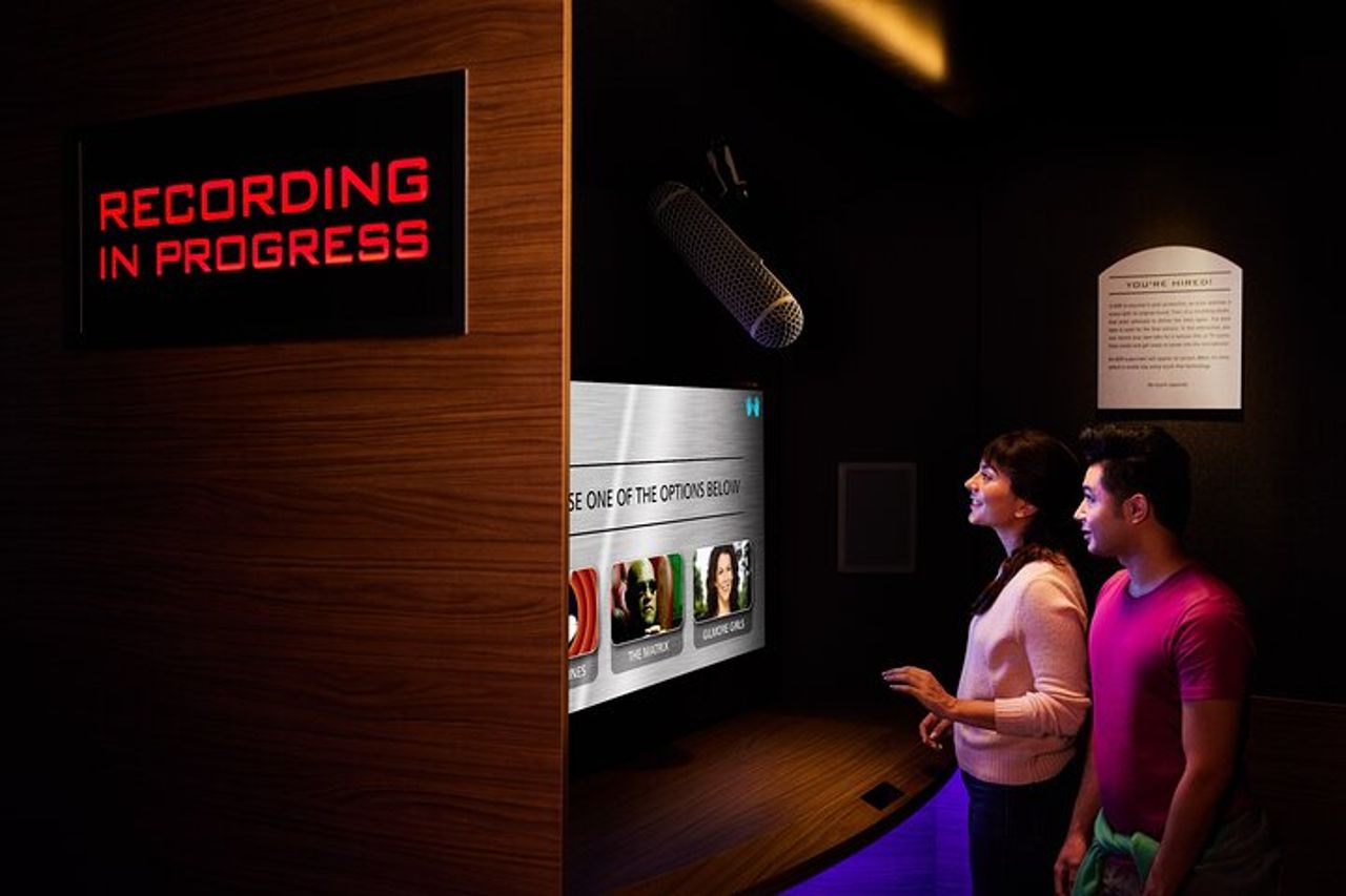 Warner Bros. Studio Tour Hollywood — 8