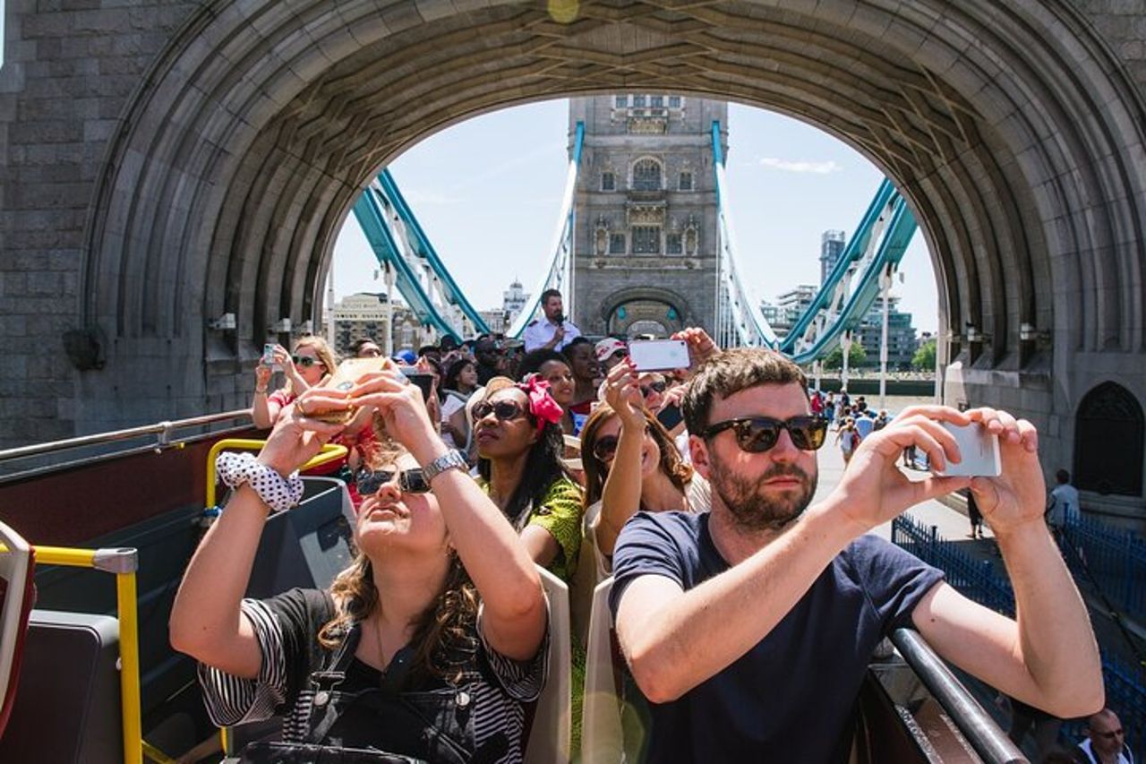 Tour Hop-On Hop-Off del Big Bus di Londra con crociera fluviale opzionale — 3