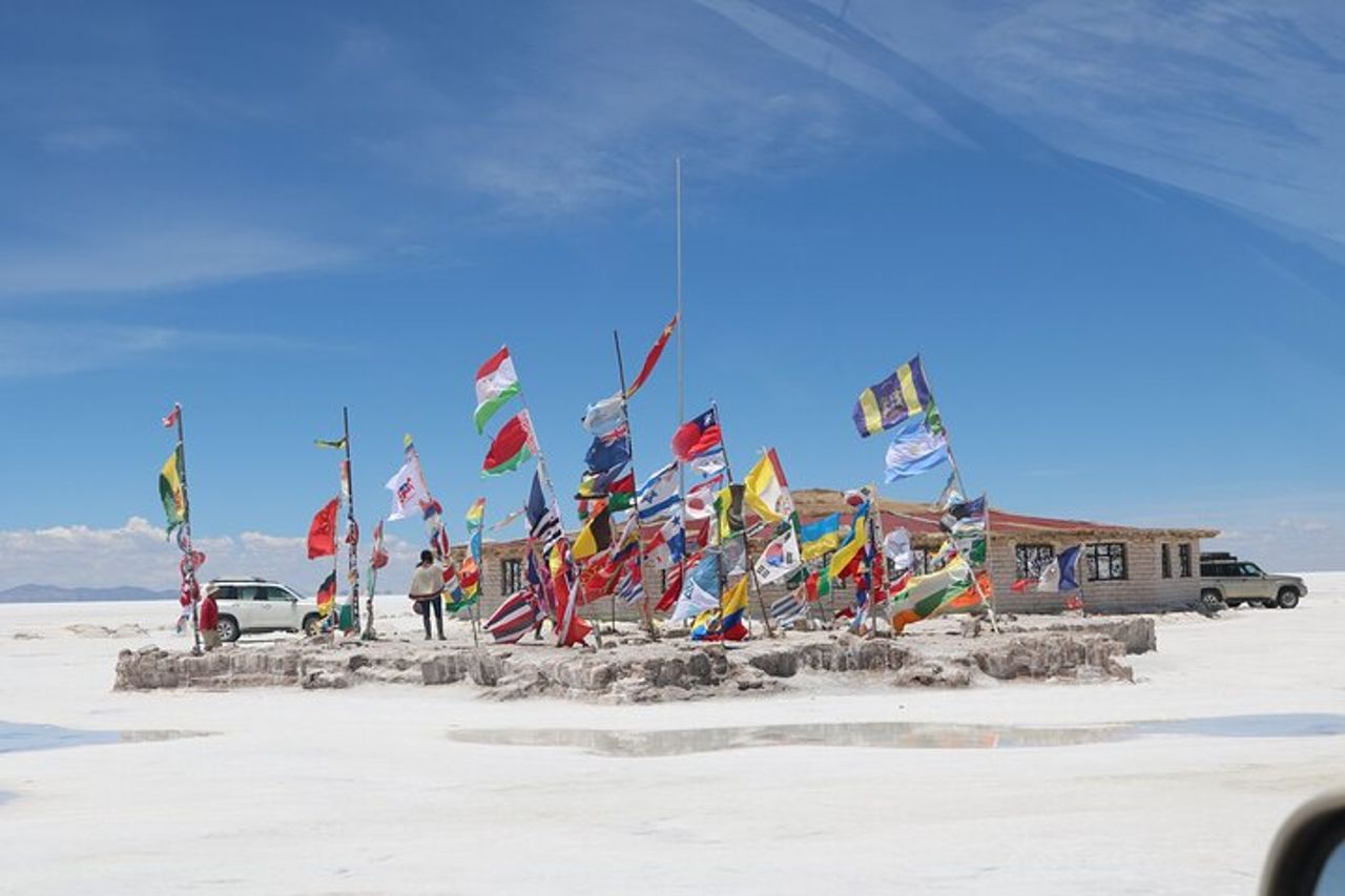 Tour di 3 giorni alle lagune saline e colorate di Uyuni + tramonto + effetto specchio — 4