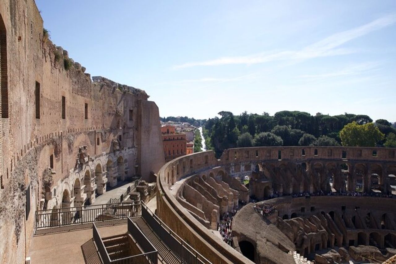 Tour privato esclusivo del Colosseo, del Foro Romano e del Palatino — 7