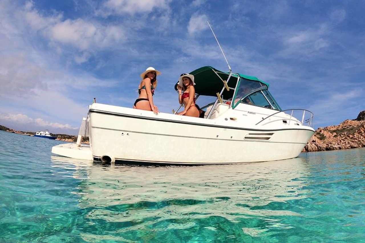 Tour Privato in Barca A Motore Dell'Arcipelago Di La Maddalena — 7