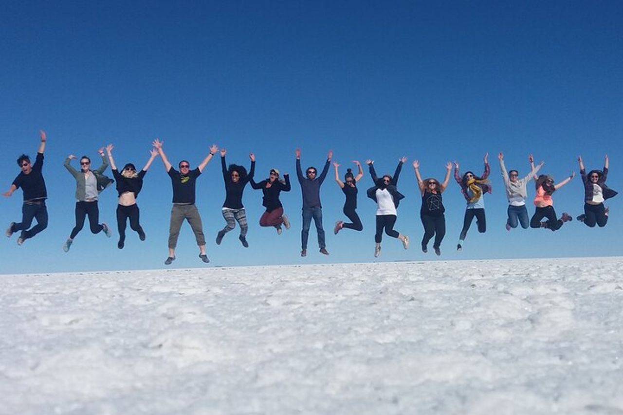 Tour di 3 giorni alle lagune saline e colorate di Uyuni + tramonto + effetto specchio — 6