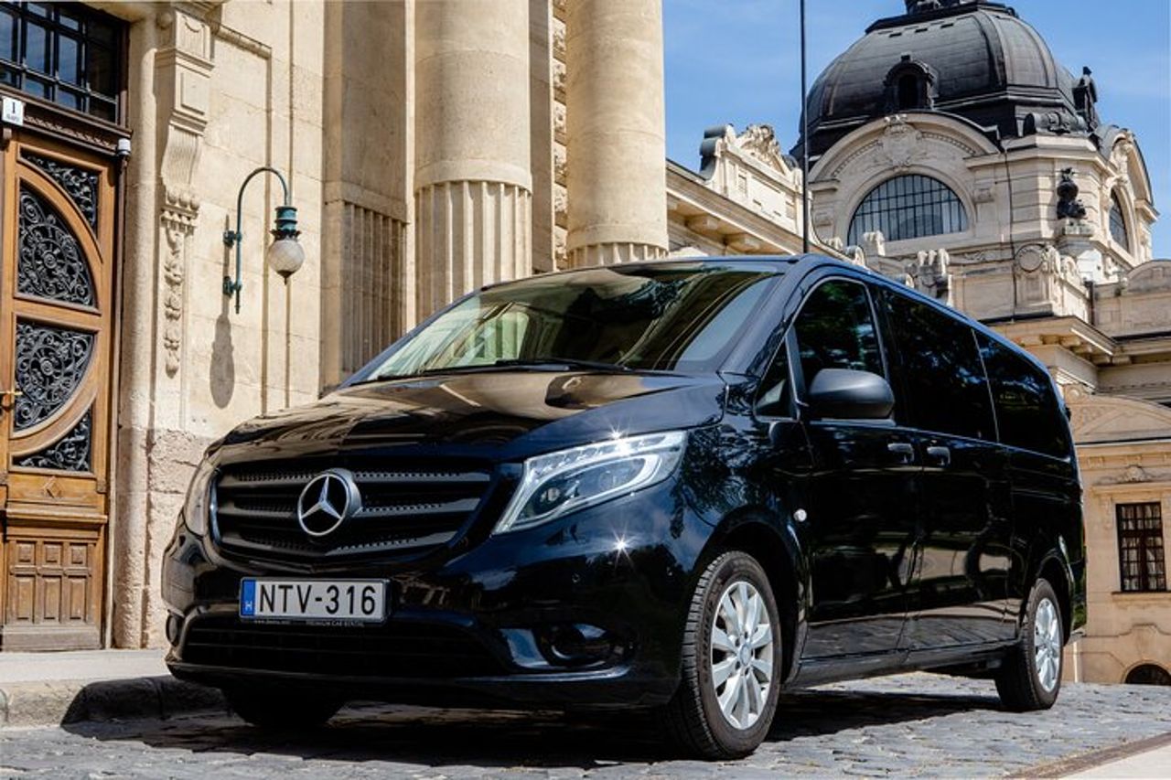 Budapest Airport - Budapest City Transfer — 2