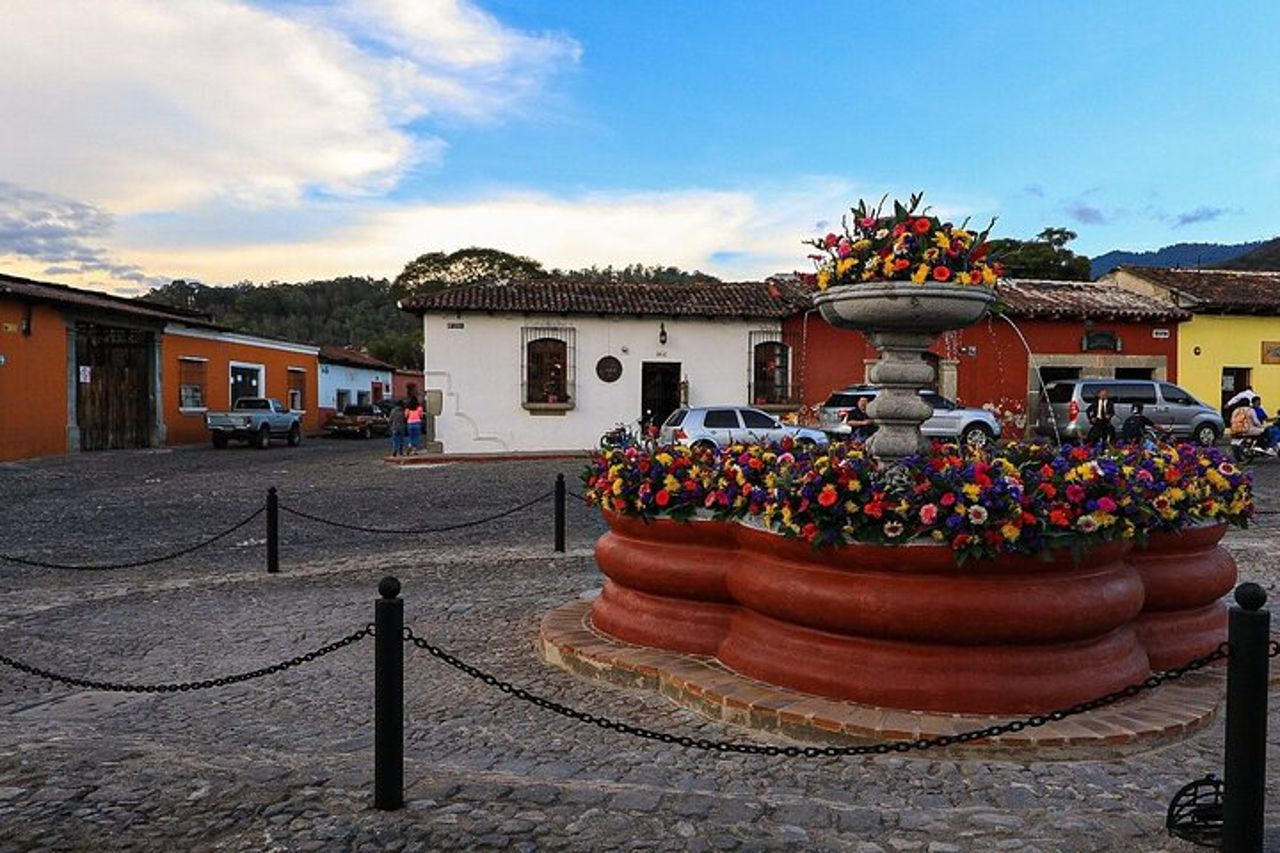Tour di un giorno : Antigua Guatemala sito UNESCO - da San Salvador — 7