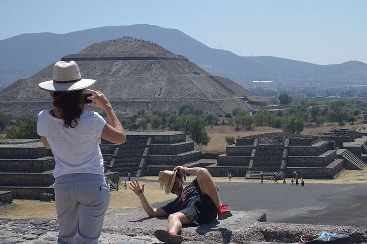 Tour di un'intera giornata a Teotihuacán e alla Basilica di Guadalupe — 2