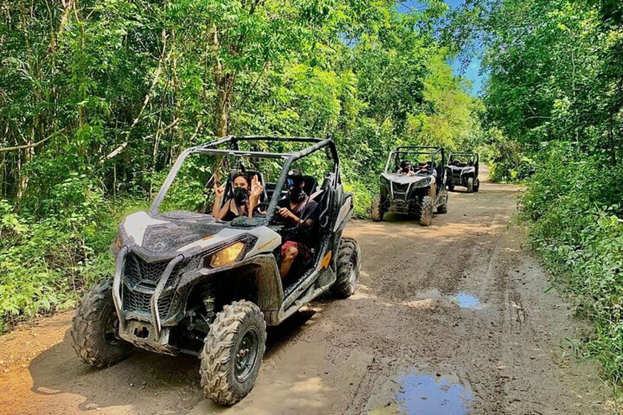 Tour in buggy di Playa del Carmen con nuoto Cenote e visita del villaggio Maya