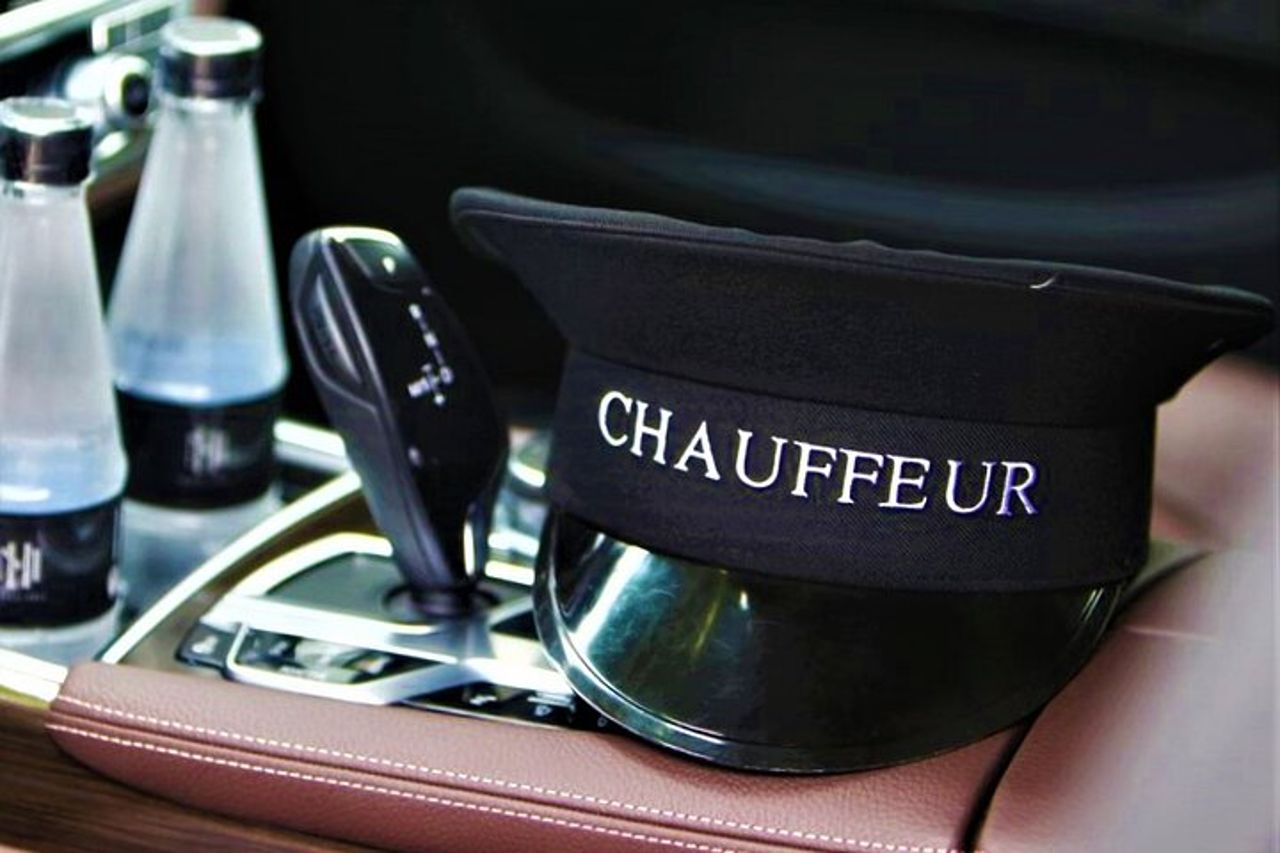 Luxury Chauffeur Service Pisa a Grotta Giusti o Montecatini Terme — 9