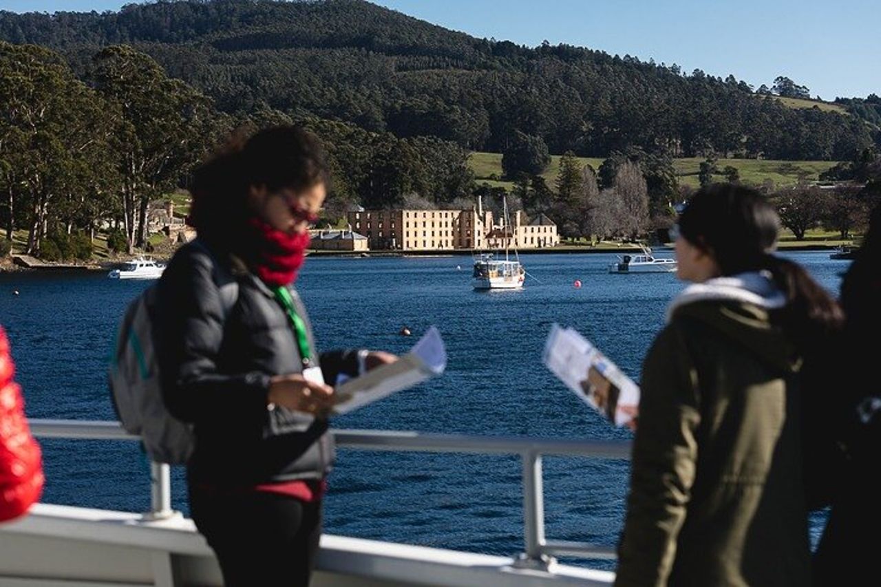 Tour guidato di un'intera giornata a Port Arthur con Harbour Cruise e Tasman National Park — 4