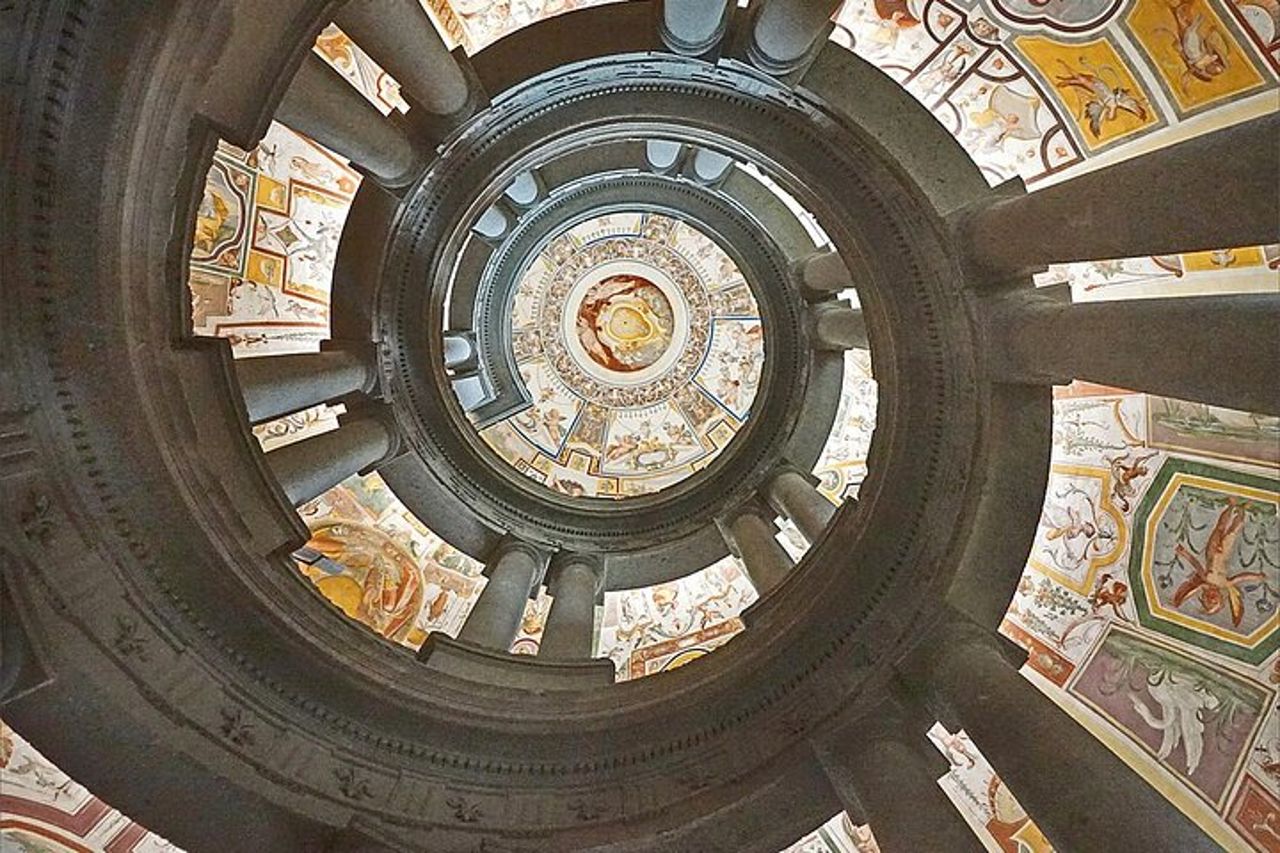 Caprarola: Palazzo Farnese, la fortezza pentagonale –Tour Privato — 3