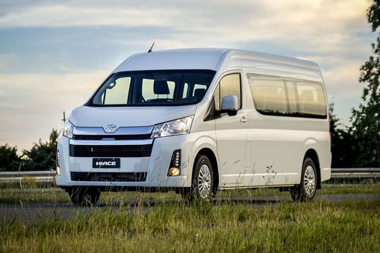Trasferimento in minivan privato: Aeroporto di Loreto (LTO)