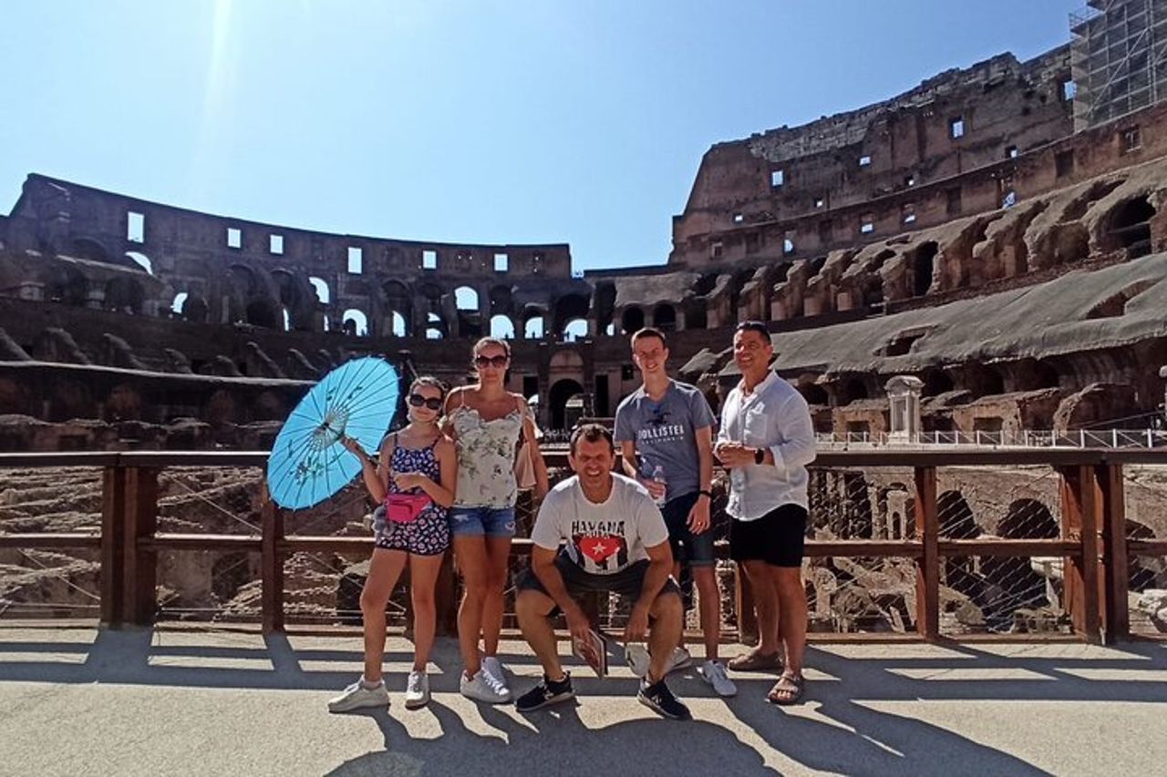 Tour privato del Colosseo con accesso all'Arena — 8