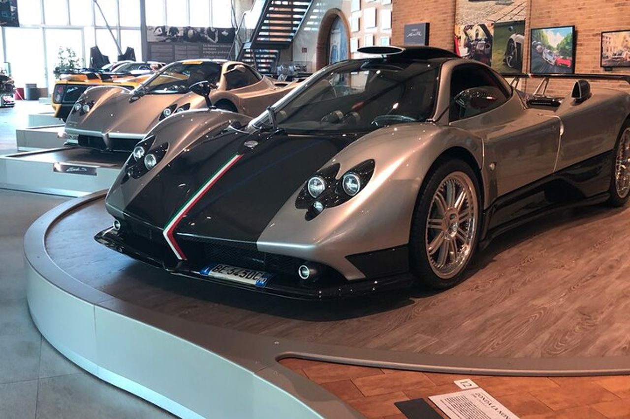 MOTORVALLEY: Museo Lambo, visite alle fabbriche Ferrari&Pagani + Musei — 2