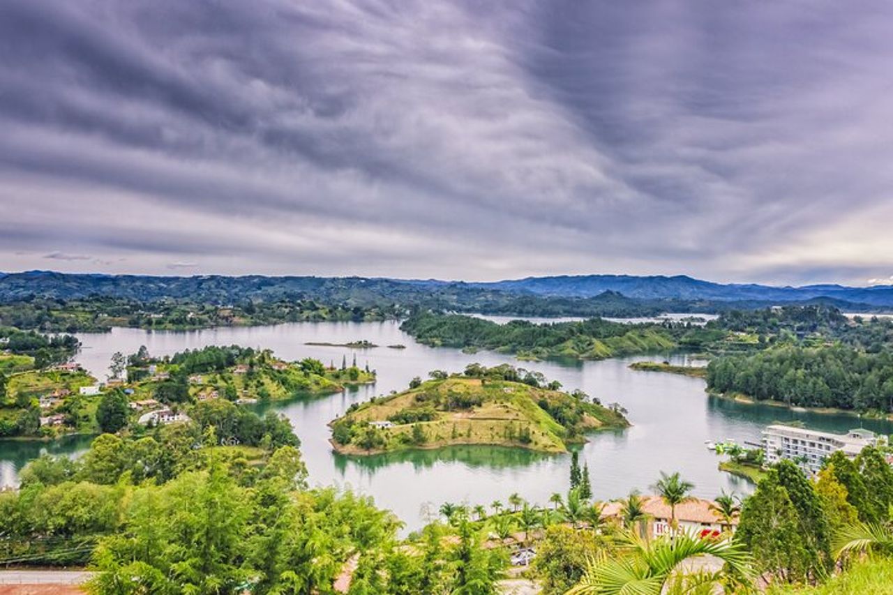 Tour privato a Guatape da Medellin — 4