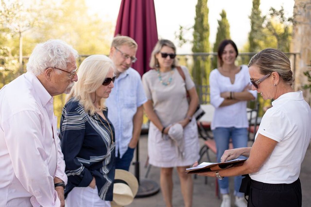 Visita guidata con degustazione di vini a Montalcino — 7