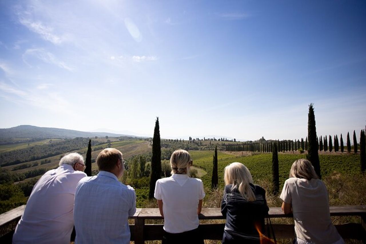 Visita guidata con degustazione di vini a Montalcino — 8