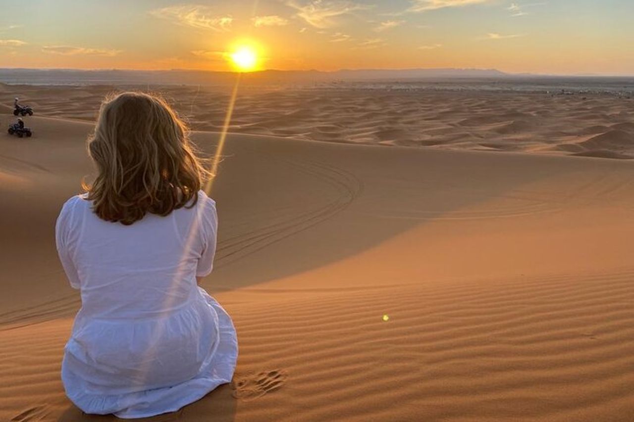 Fes: Miglior Fez a Marrakech via Merzouga Desert Dunes, tour di 3 giorni — 4