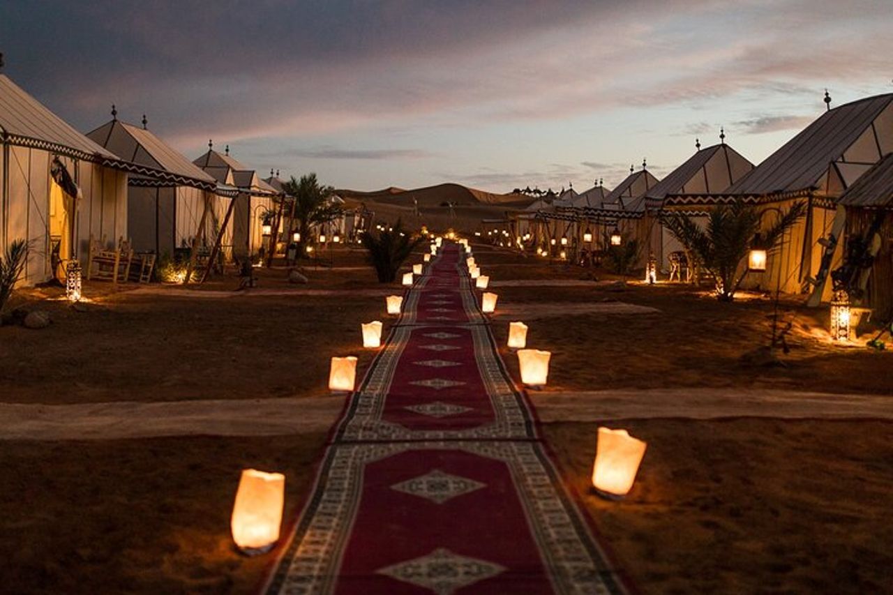 Fes: Miglior Fez a Marrakech via Merzouga Desert Dunes, tour di 3 giorni — 5
