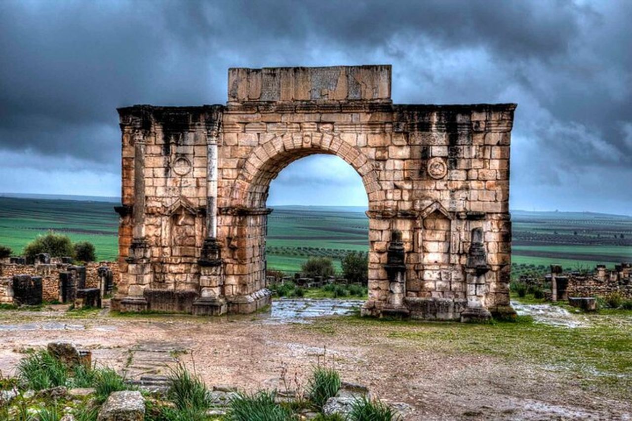 Tour storico di Meknes Volubilis e Moulay Idriss di un'intera giornata — 9