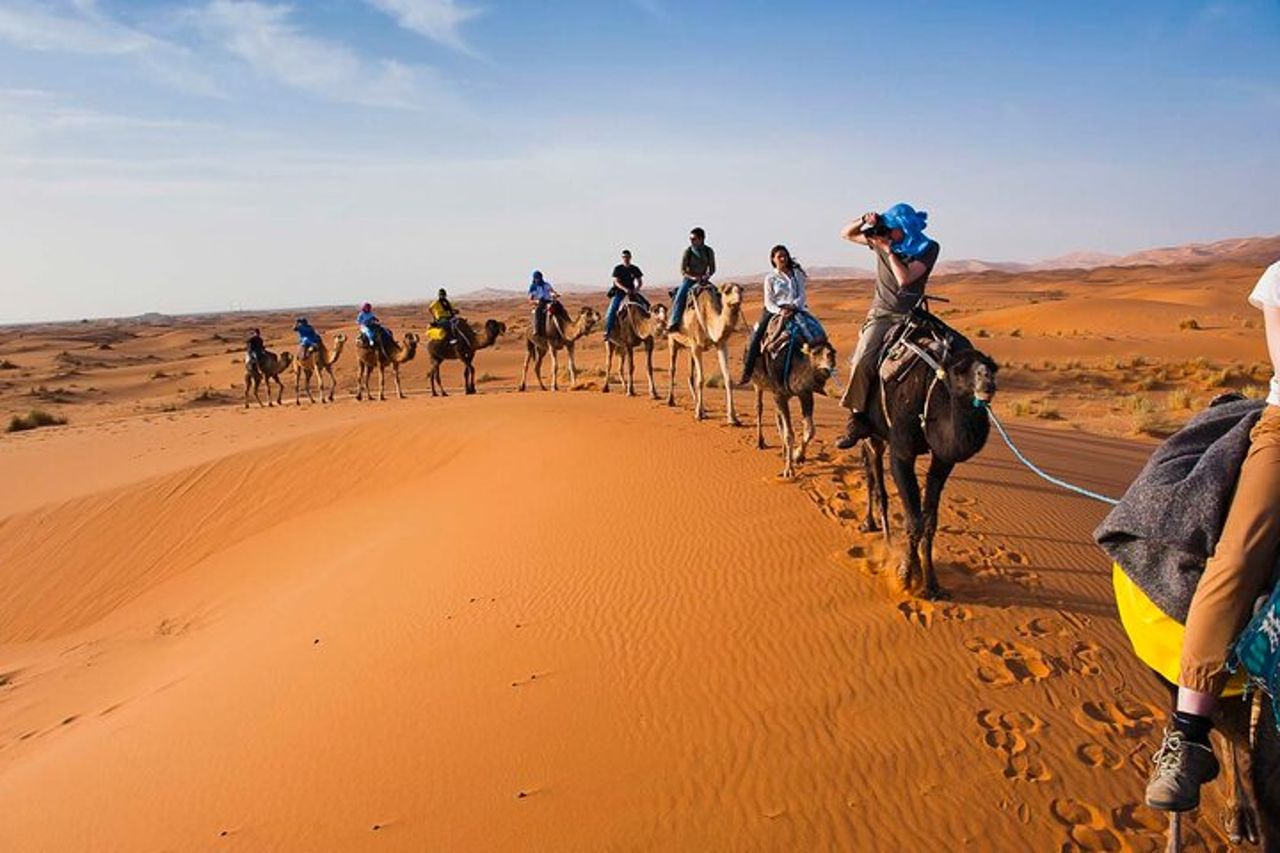 Tour condiviso di gruppo da Fez a Fez Sahara 2 giorni / 1 notte — 2