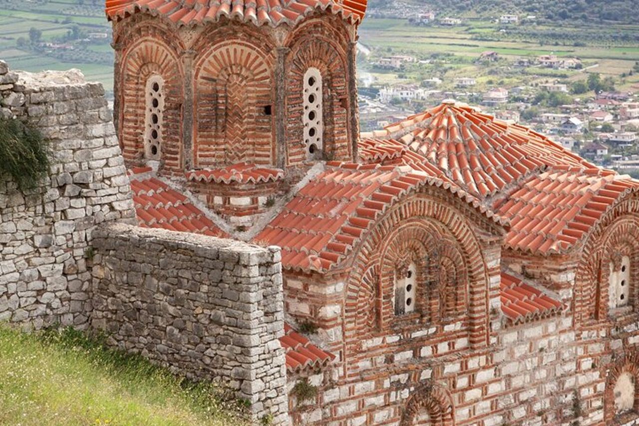Berat, gita giornaliera con partenza da Tirana — 4