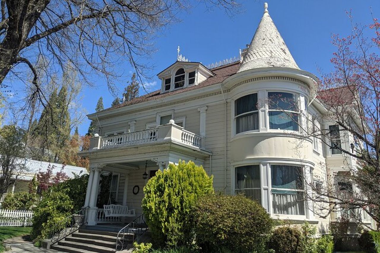 Tour a piedi e gioco della caccia al tesoro di Nevada City — 6