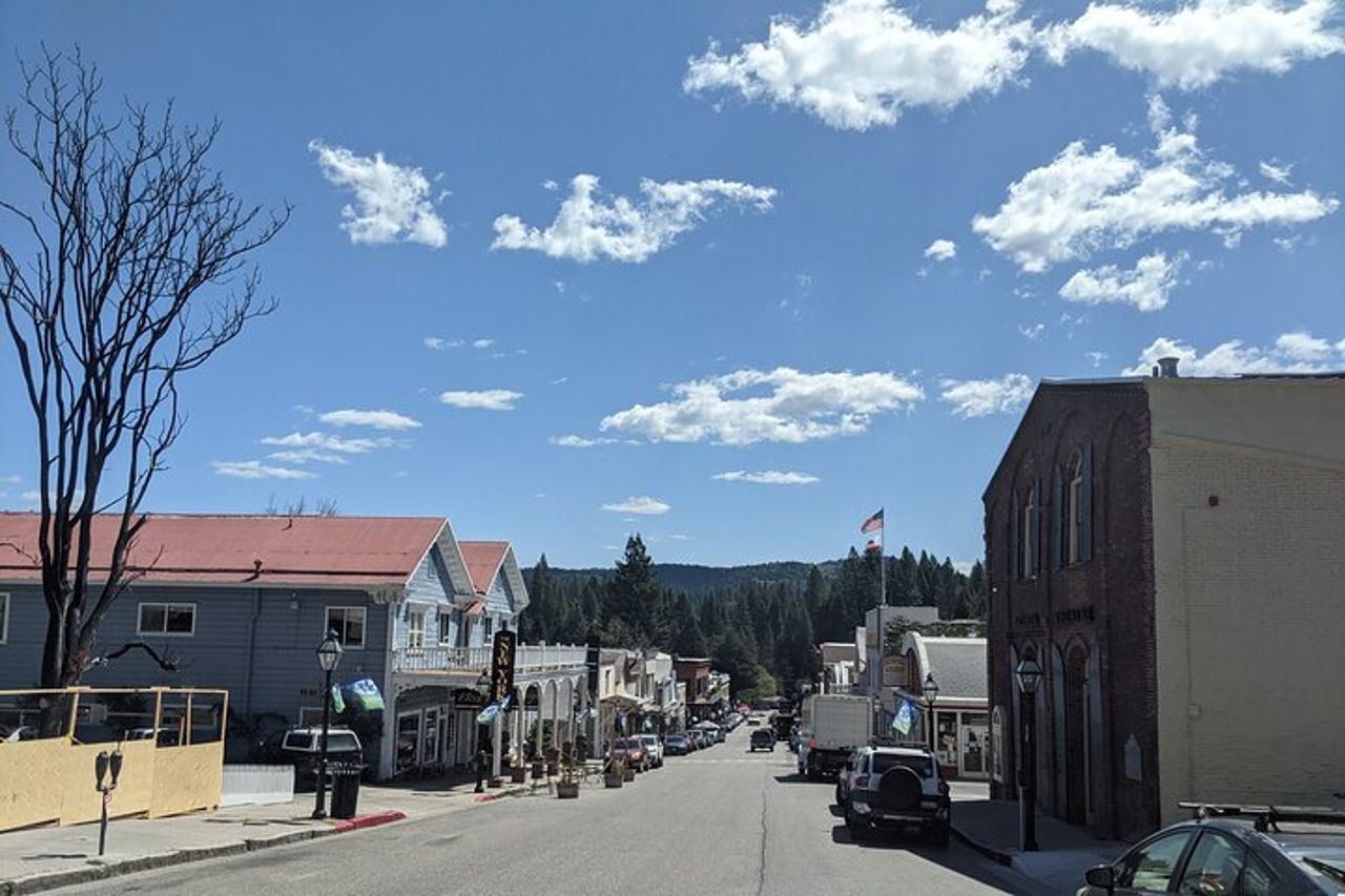 Tour a piedi e gioco della caccia al tesoro di Nevada City — 7