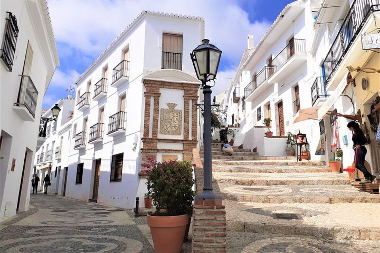 Nerja & Frigiliana priv. tour w / hotel o pick-up a terra a Malaga — 6