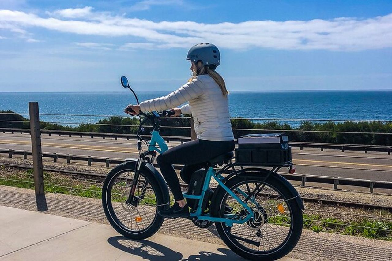Tour guidato in bici elettrica locale dalla spiaggia di Solana a Encinitas — 4