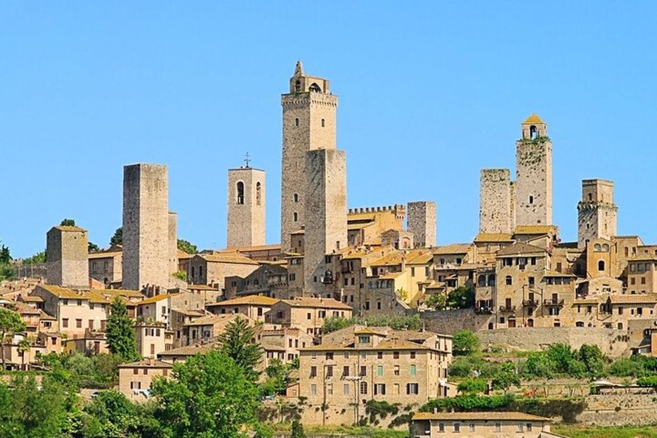 ESCLUSIVO Wine Tour nel Chianti e San Gimignano (pranzo e degustazione di vini inclusi) — 2