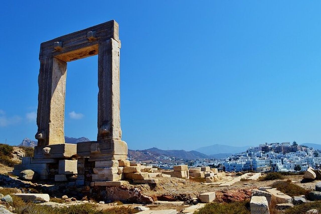 Tour privato di 10 giorni Milos, Naxos e Santorini — 9