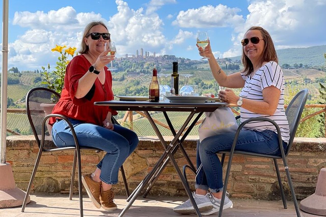 Piccolo gruppo Chianti Cantine Pranzo Toscano San Gimignano e altro ancora — 2