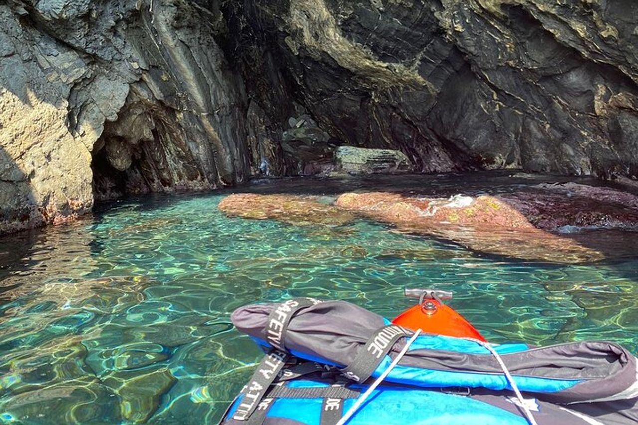 Tour in Kayak da Monterosso a Vernazza