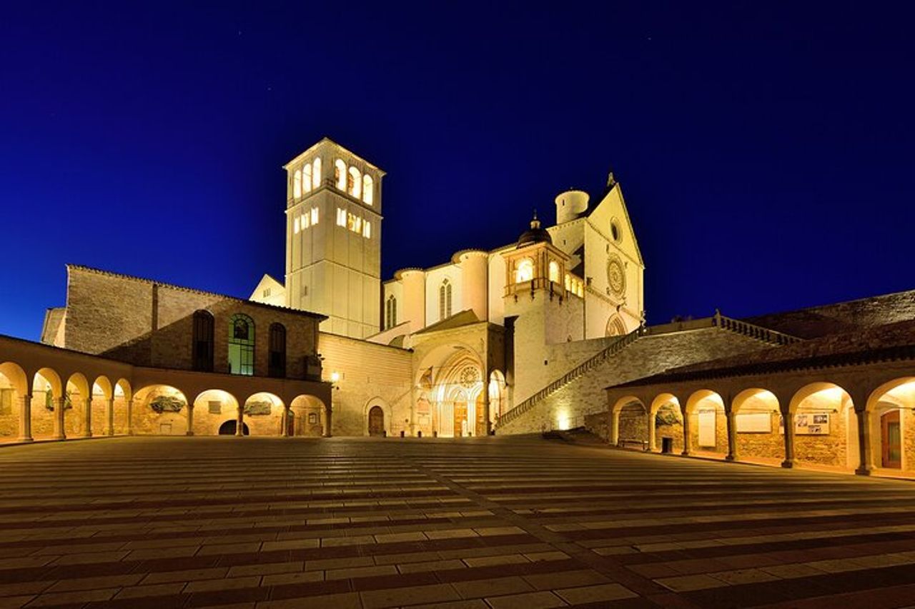 Da Firenze PRIVATO: Umbria Storica, Assisi e Orvieto - Sulla via dei Romani — 7