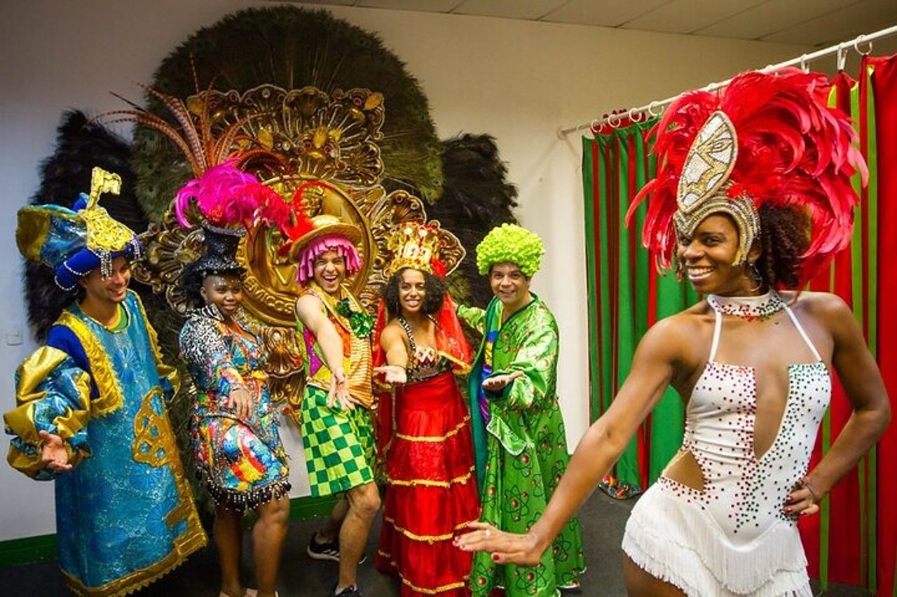 Esperienza del Carnevale di Rio al Backstage of Carnaval Factory (Pick-up incluso) — 9