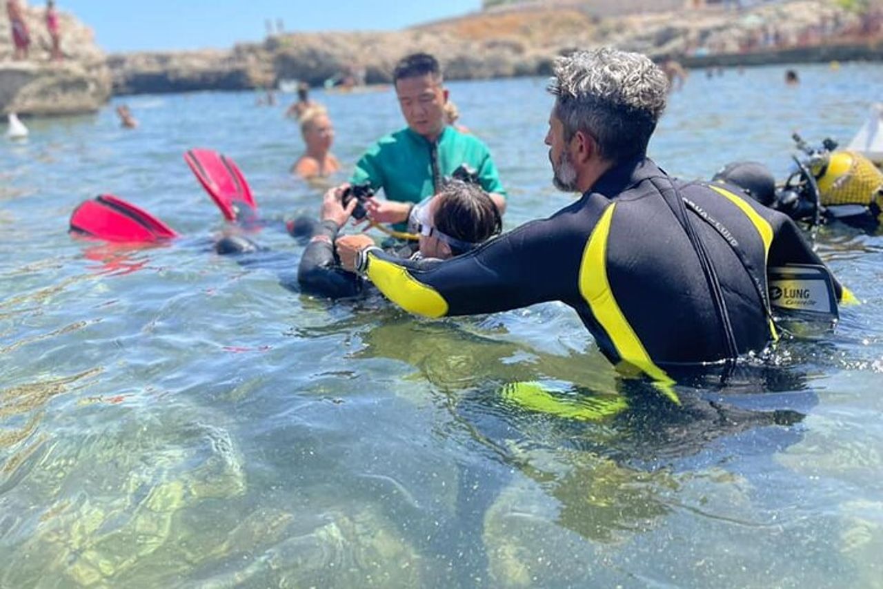 Esperienza Scuba di Battesimo del Mare a Polignano a Mare — 8