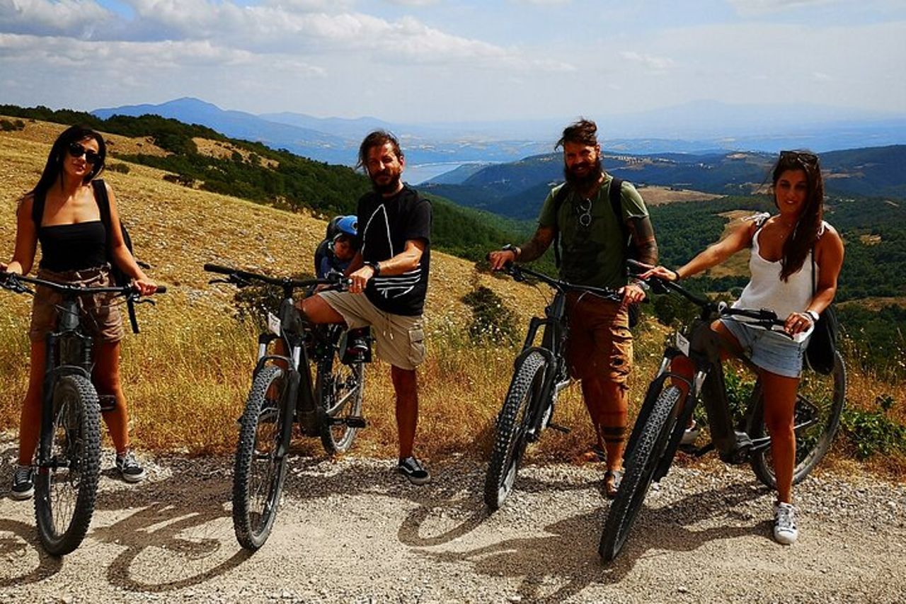 Enobike tour al Lago di Corbara e Castello di Titignano — 8