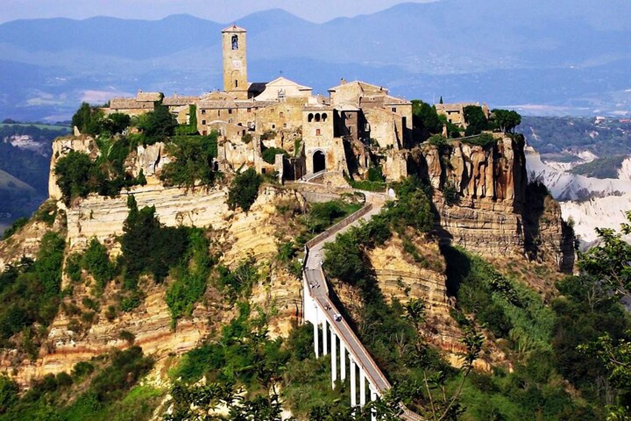 Tour privato di un giorno storico di Orvieto e Civita di Bagnoregio da Roma