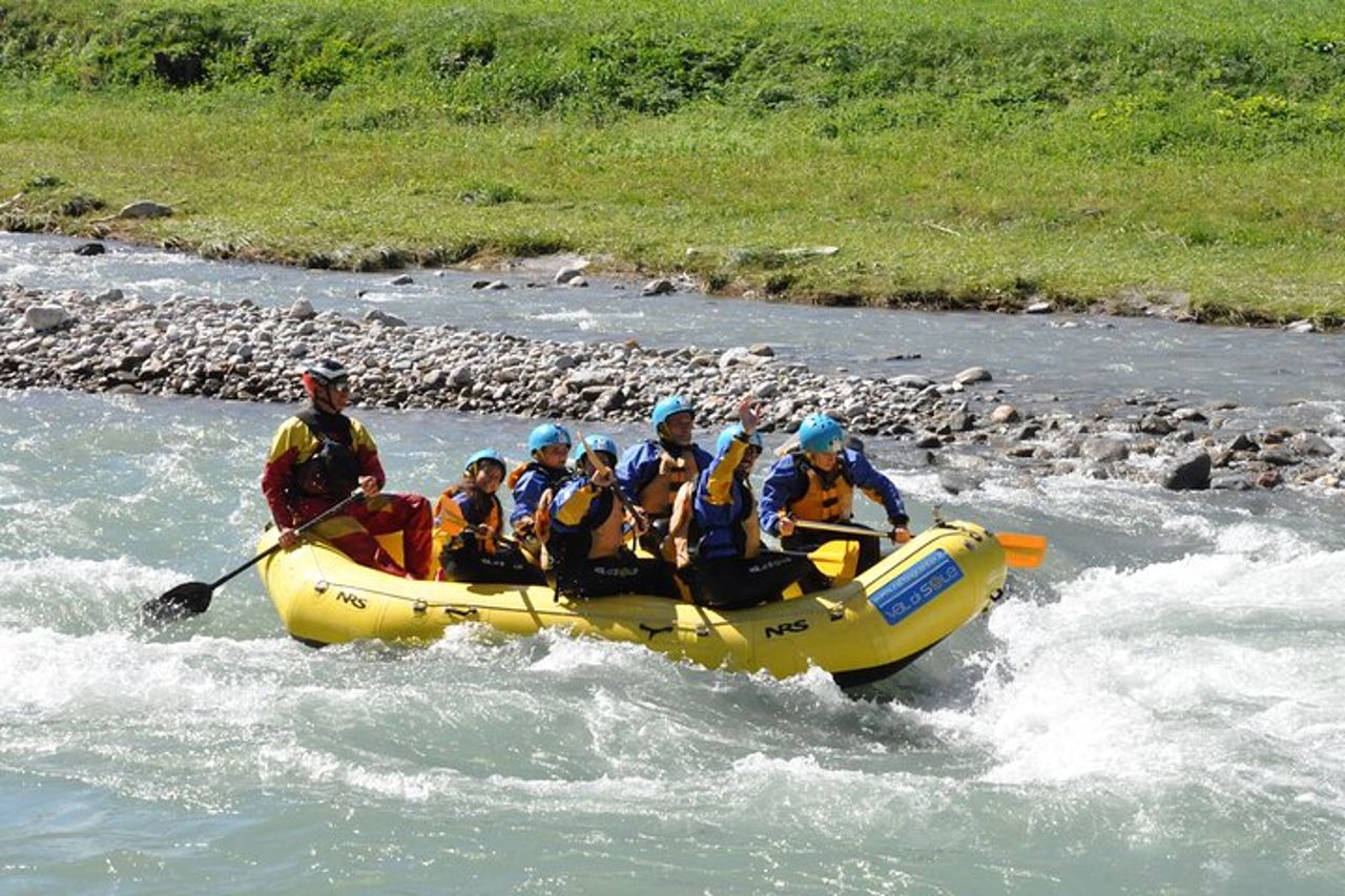 Rafting sul fiume per famiglie — 7