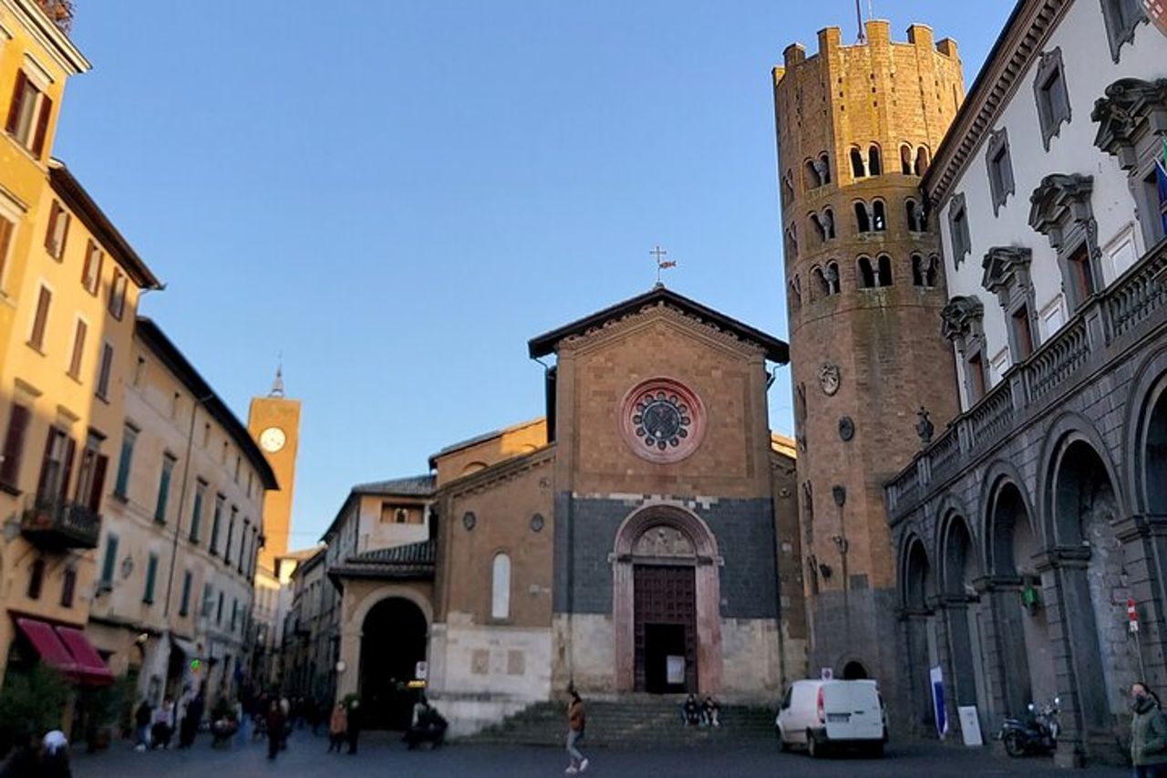 Orvieto, il Duomo e la città sulla rupe – Tour Privato — 7