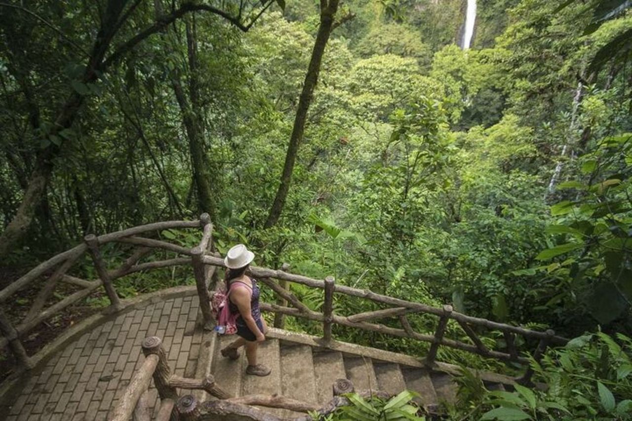 Combo 3 in 1: Cascata La Fortuna, Ponti Sospesi, Terme di San José — 2